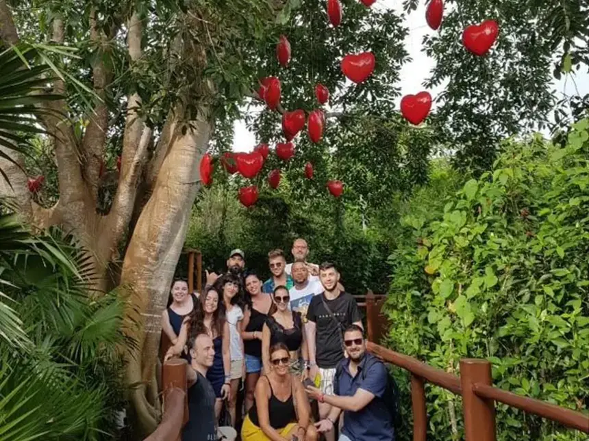 Viaje organizado por Nabyla Tours: Seminario en la Riviera.