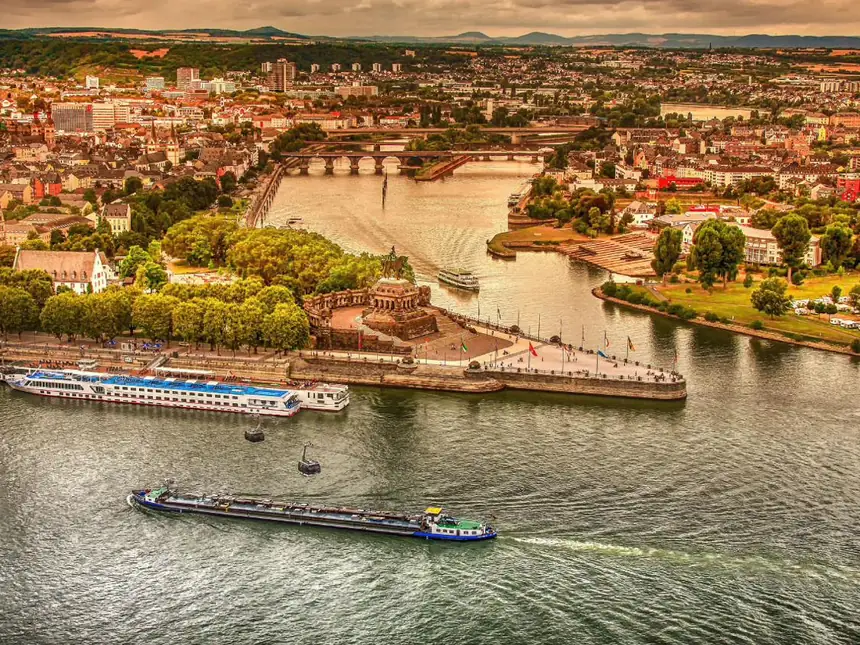 Viaje organizado por Nabyla Tours: Ciudades de Alemania.