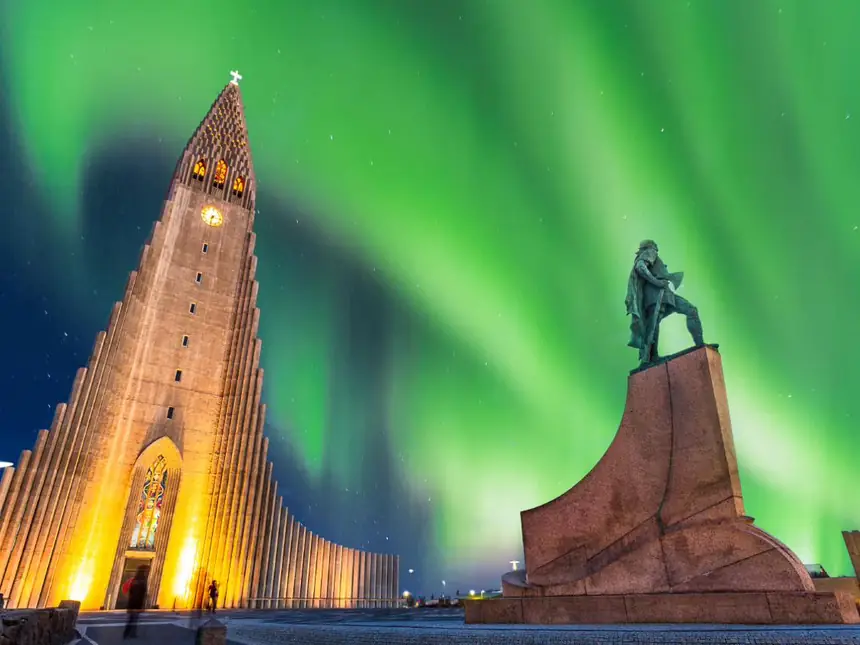 Viaje organizado por Nabyla Tours: La ruta del fuego en Islandia.